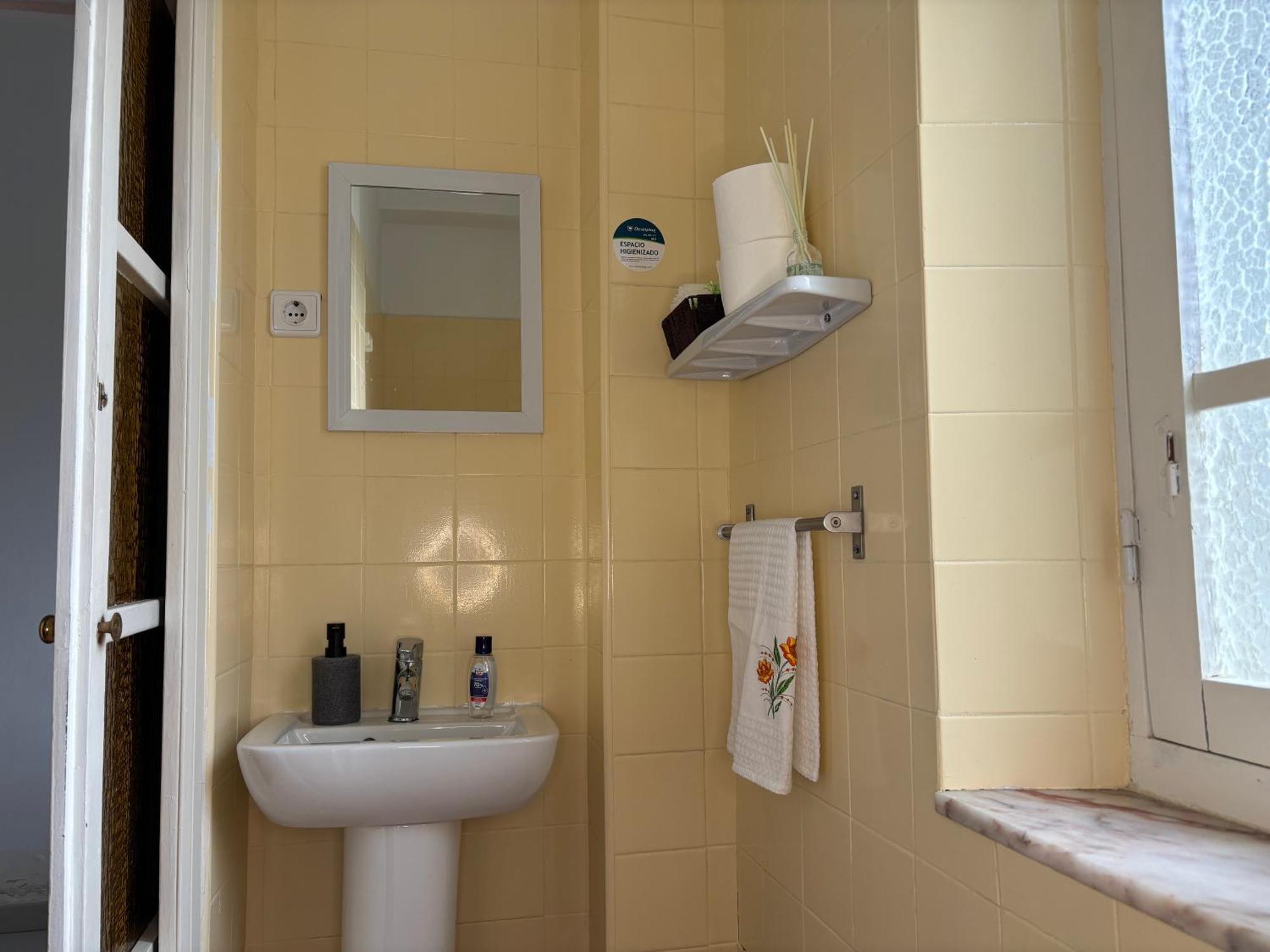 סן מרטין דל קמינו La Casa Verde Albergue מראה חיצוני תמונה